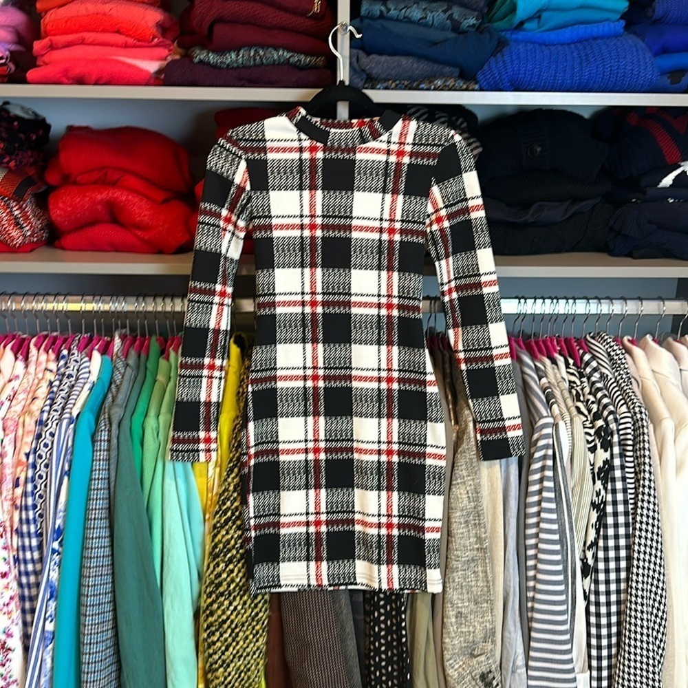 Sucrefas black/white/red with laid long sleeve dress size S